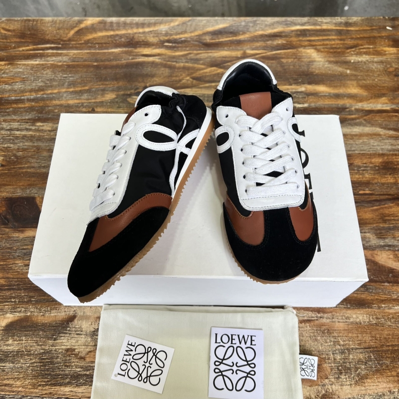 Loewe Sneakers